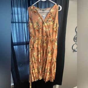 Lark and gray women’s medium dress